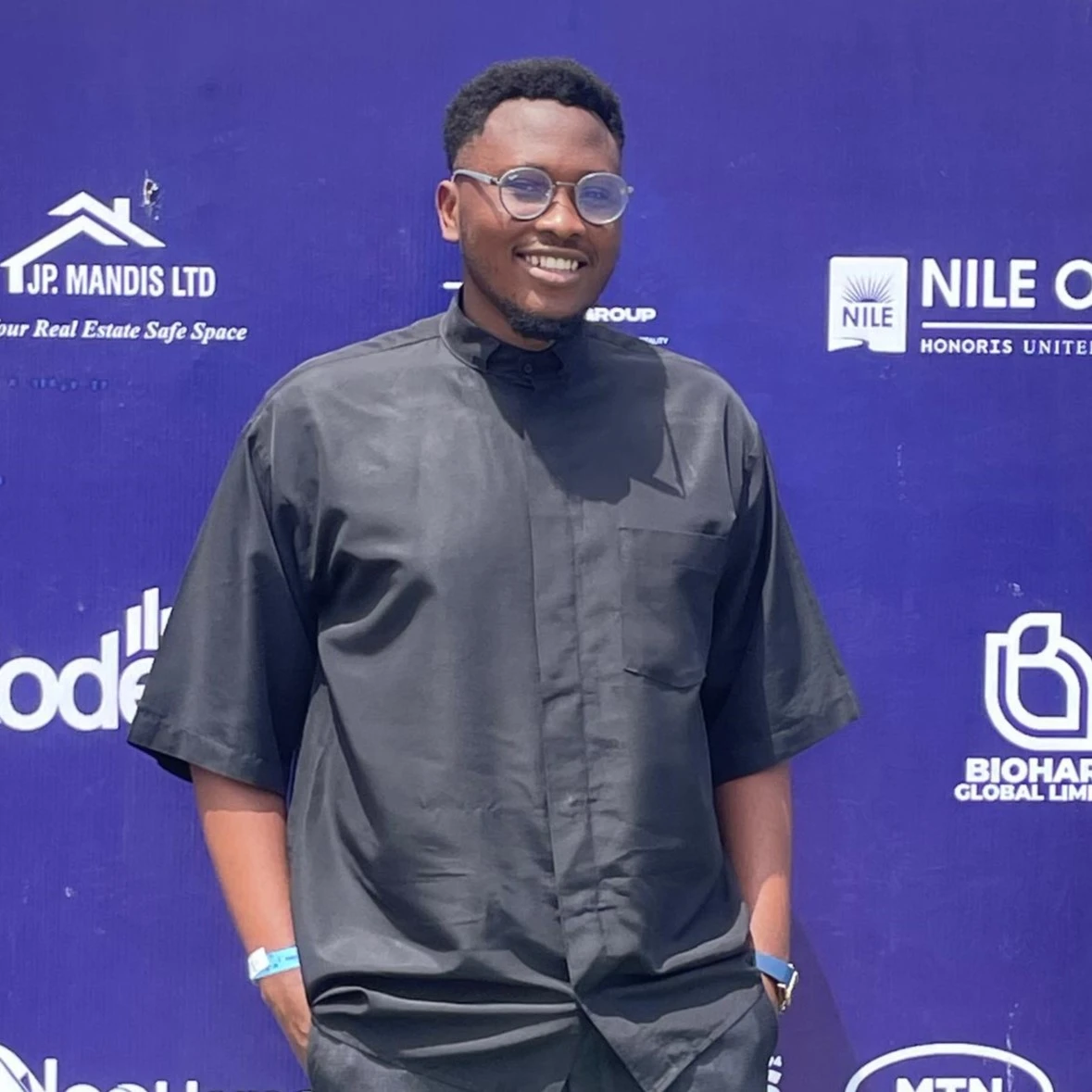 portrait of Mina Aris